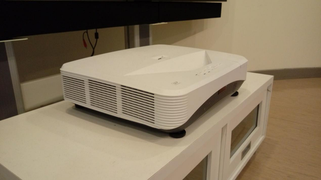 超短焦激光投（tóu）影機